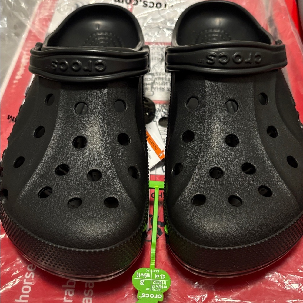 NWT [CROCS] Classic Clogs Sporty Comfort Slip-Ons Water-Friendly Black M 10/W 12 - Picture 6 of 13